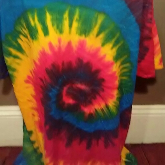 Mens xlarge brand new 🌈 rainbow colorful t-shirt - Picture 2 of 4